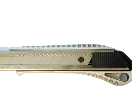 Nożyk do tapet 18 mm metalowy przesuwany z ostrzem łamanym 76184