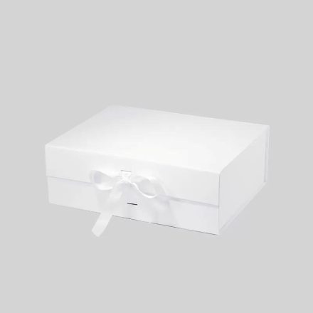 Pudełko Magnetyczne Białe Z Wstążką 330x255x115mm(zew) Ozdobny Karton